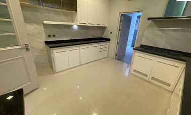 A Beautiful brand-new 5 Bedrooms 6 Bathrooms Single House for rent & for sale at the palazzo Srinakarin