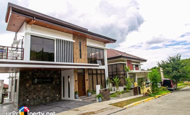 for sale modern house with swimming pool plus overlookig view in talisay city cebu