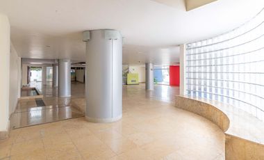 Edificio en renta, ideal para escuelas, universidades u oficinas