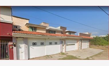 EV VENTA DE CASA EN AV. LAZARO CARDENAS COATZACOALCOS VERACRUZ