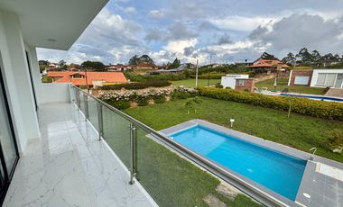 Casa campestre moderna en venta en la mesa de los santos santander