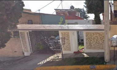 Casa en venta en Tlalnepantla ¡ TE ACOMPAÑAMOS EN EL PROCESO DE PRINCIPIO A FIN!
