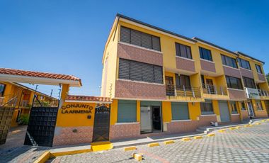 AMPLIA CASA EN VENTA 283M2- SECTOR LA ARMENIA 1 - $138.000