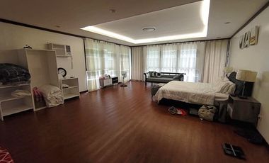 Anvaya Cove, Morong Bataan - 3-storey House for sale