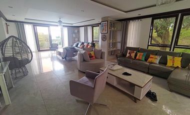 Anvaya Cove, Morong Bataan - 3-storey House for sale