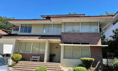 5BR House for  Rent in Magallanes Village Makati City