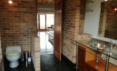 SE VENDE - CASA CLUB SAN JACINTO - 750M2