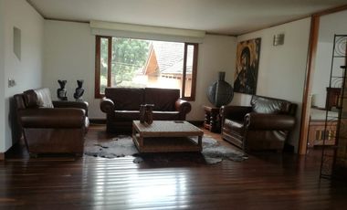 SE VENDE - CASA CLUB SAN JACINTO - 750M2