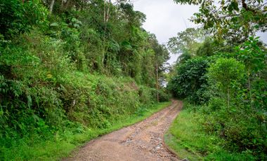 TERRENO MINDO DENTRO DE URBANIZACION, VISTA ESPECTACULAR ,ZONA TURISTICA