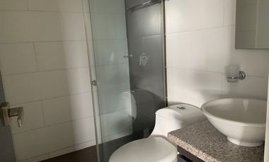 LINDO Y COMODO APARTAMENTO. EXCELENTE UBICACION