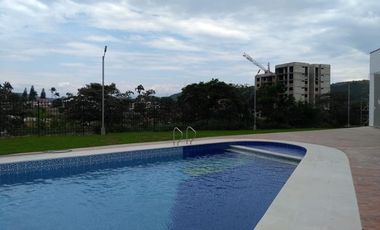 LINDO Y COMODO APARTAMENTO. EXCELENTE UBICACION