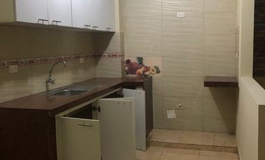 vendo casa rentera, urb Torres Carrera