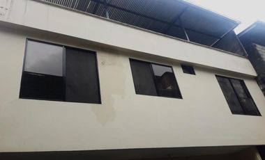 vendo casa rentera, urb Torres Carrera