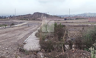 VENTA - TERRENOS LOTIZADOS  DE VENTA EN EL SECTOR NORTE EN LA CIUDAD DE RIOBAMBA  POR LA AV. REPUBLICA/20URB021