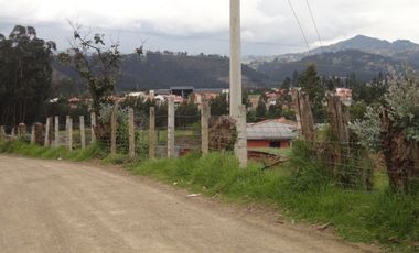 Terreno plano 5.724m2 sector industrial o residencial Ricaurte 155m2