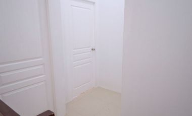 Diamond Heights 3 Bedrooms House for Long Term Lease