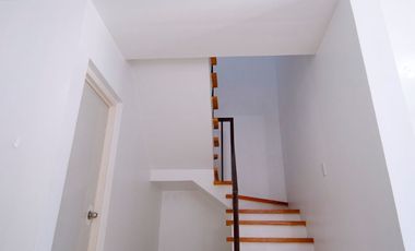 Diamond Heights 3 Bedrooms House for Long Term Lease