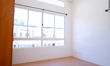 Diamond Heights 3 Bedrooms House for Long Term Lease