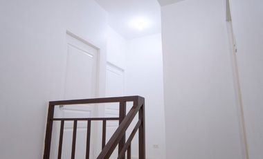 Diamond Heights 3 Bedrooms House for Long Term Lease