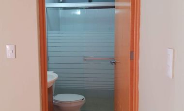 Venta de Casa en Esquina en Sendero de los Pinos – Espaciosa y Moderna