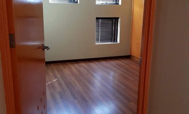 Venta de Casa en Esquina en Sendero de los Pinos – Espaciosa y Moderna