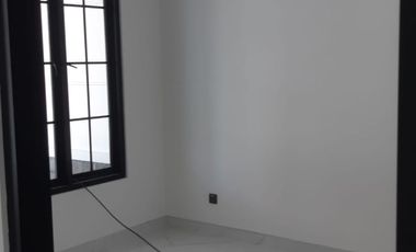 Rumah Baru Minimalis Modern di Kertajaya Indah Timur, Surabaya Timur