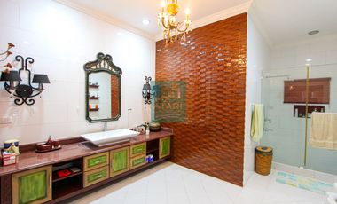 Grandeur Personified: A Palatial 7BR Mansion House for Sale at Vista Grande Talisay