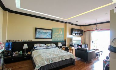 Grandeur Personified: A Palatial 7BR Mansion House for Sale at Vista Grande Talisay