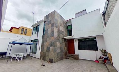 Casa en Venta en Fracc Las Américas, Naucalpan