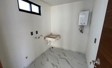 Casa en Venta en Valle Imperial Zapopan