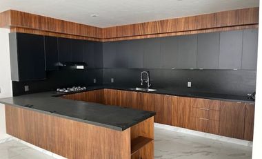 Casa en Venta en Valle Imperial Zapopan