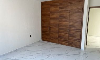 Casa en Venta en Valle Imperial Zapopan