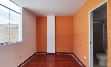 CASA DE 3 DUPLEX EN VENTA 623 M2 URB. VILLA TOLEDO - CIENEGUILLA