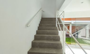 CASA DE 3 DUPLEX EN VENTA 623 M2 URB. VILLA TOLEDO - CIENEGUILLA
