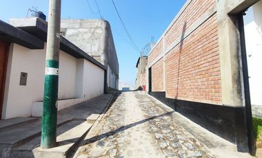 CASA DE 3 DUPLEX EN VENTA 623 M2 URB. VILLA TOLEDO - CIENEGUILLA