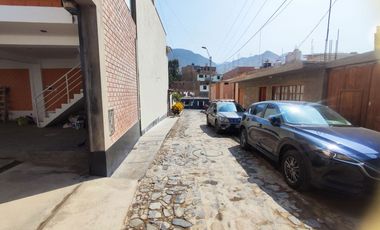 CASA DE 3 DUPLEX EN VENTA 623 M2 URB. VILLA TOLEDO - CIENEGUILLA