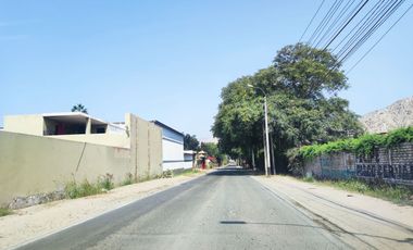 CASA DE 3 DUPLEX EN VENTA 623 M2 URB. VILLA TOLEDO - CIENEGUILLA