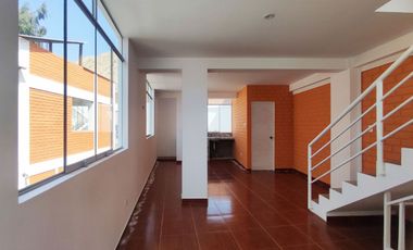 CASA DE 3 DUPLEX EN VENTA 623 M2 URB. VILLA TOLEDO - CIENEGUILLA