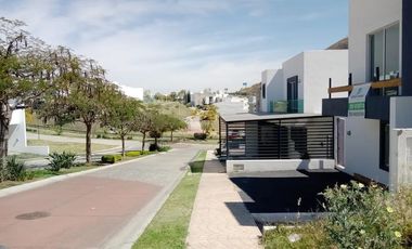 TERRENO EN VENTA 200M2 SENDEROS MONTE VERDE LAS FLORES