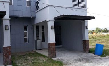 DUPLEX HOUSE FOR RENT!