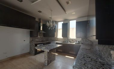 Samborondon PLAZA LAGOS, Venta de Hermosa Casa 4 dormitorios con Piscina
