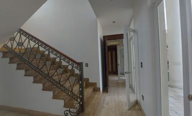 Samborondon PLAZA LAGOS, Venta de Hermosa Casa 4 dormitorios con Piscina