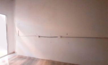 PR17063 Loca en arriendo en el sector Boston, Medellin