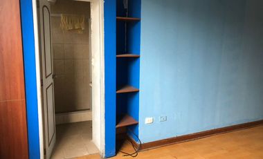 VENTA  DE LOCAL DE 4 PISOS A PRECIO DE TERRENO EN BARRANCO