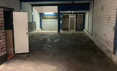VENTA  DE LOCAL DE 4 PISOS A PRECIO DE TERRENO EN BARRANCO