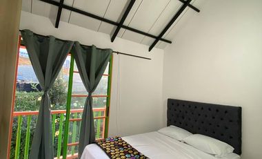 HERMOSO APARTAMENTO DUPLEX EN GUATAPE