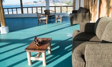Vendo Casa/hotel Playa Punta Mero Tumbes - 1era Fila - $299,000