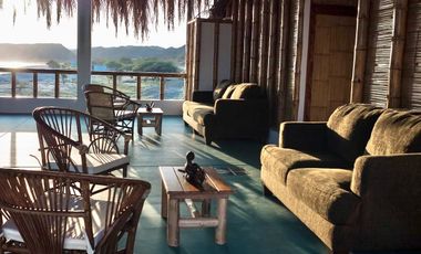 Vendo Casa/hotel Playa Punta Mero Tumbes - 1era Fila - $299,000