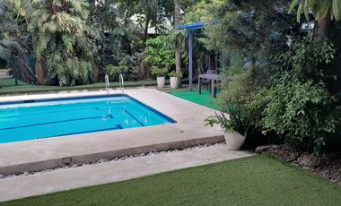 Spacious Nine Bedrooms House with Pool in Lapulapu City