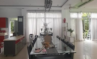 Spacious Nine Bedrooms House with Pool in Lapulapu City